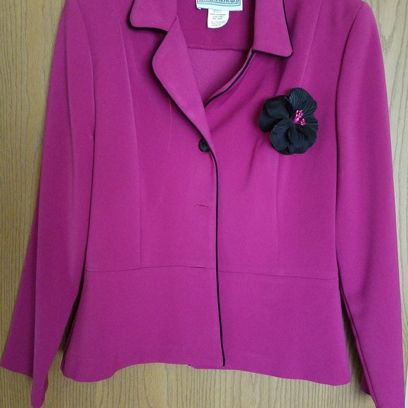 Jessica Howard Two Pc Skirt Suit Size 12 - Picture 2 of 4